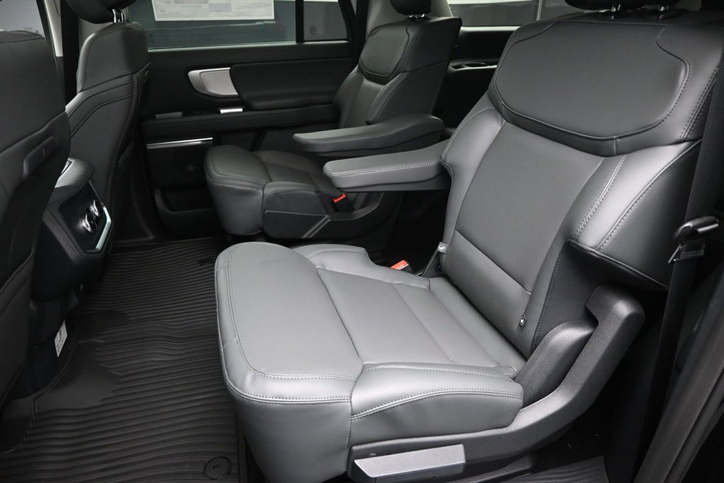 New 2027 Ford Expedition Max Active AWD/4WD image 21