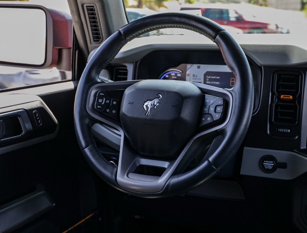 Used 2023 Ford Bronco Badlands w/ Sasquatch Package image 23