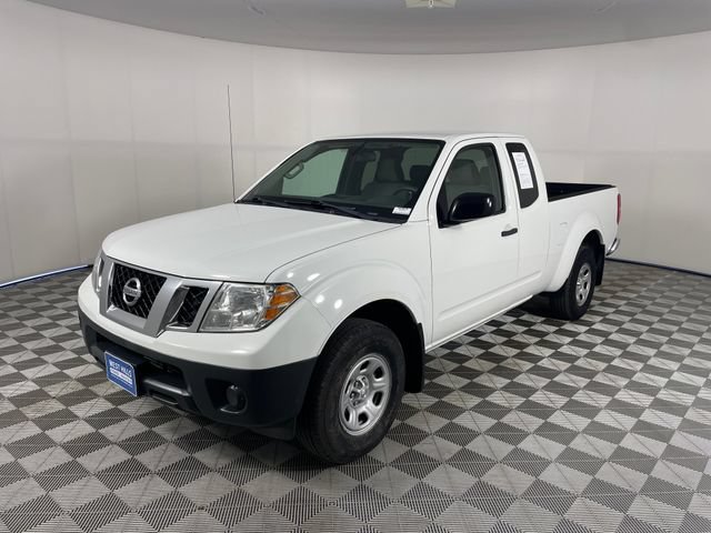 Used 2015 Nissan Frontier S RWD image 1