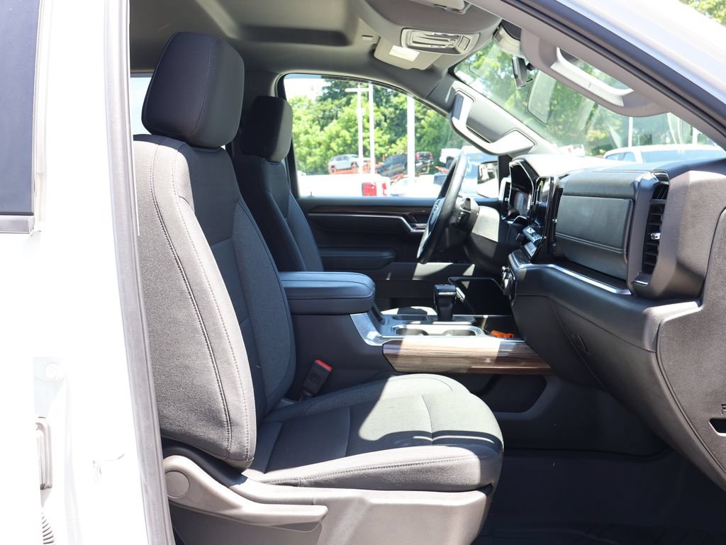 Certified 2025 Chevrolet Silverado 1500 RST w/ Max Trailering Package AWD/4WD image 35