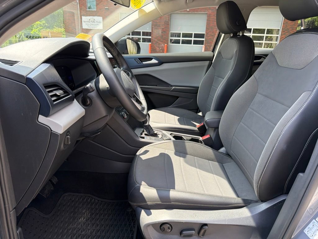 Used 2022 Volkswagen Taos SE AWD/4WD image 16