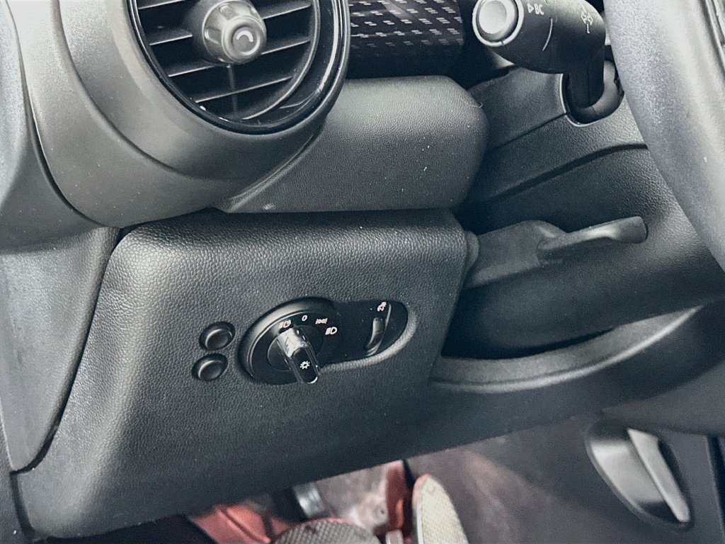 Used 2019 MINI Cooper S w/ Storage Package FWD image 10