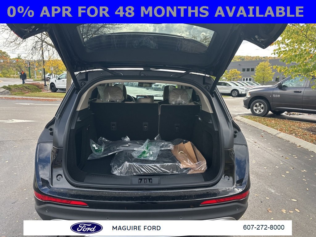 New 2025 Lincoln Corsair AWD image 11