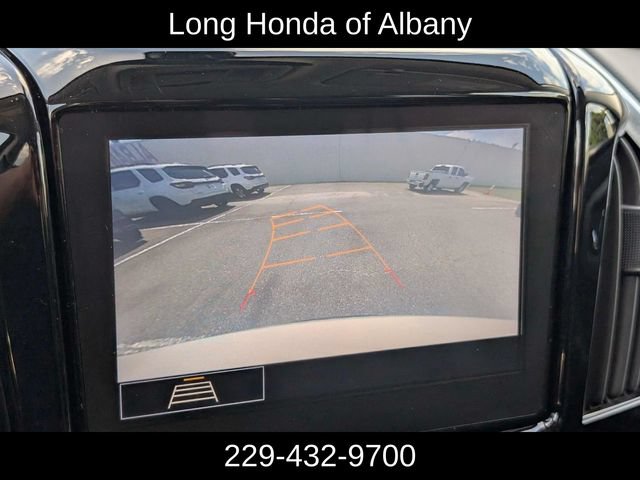 Used 2021 Chevrolet Traverse LT FWD image 26
