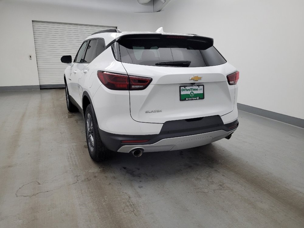 Used 2024 Chevrolet Blazer LT w/ Convenience Package FWD image 6