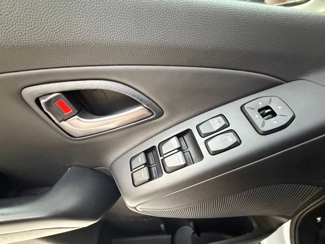 Used 2014 Hyundai Tucson SE FWD image 27