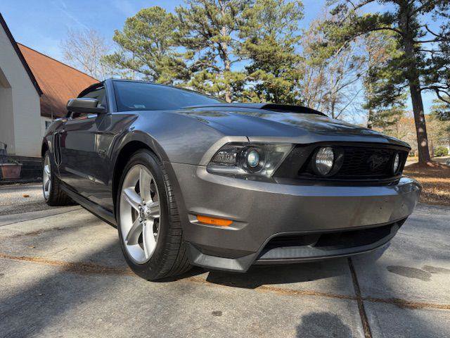 Used 2010 Ford Mustang GT image 13