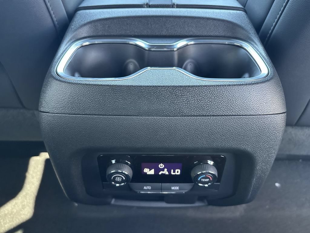 New 2026 Chevrolet Traverse Z71 w/ Enhanced Driving Package AWD/4WD image 22