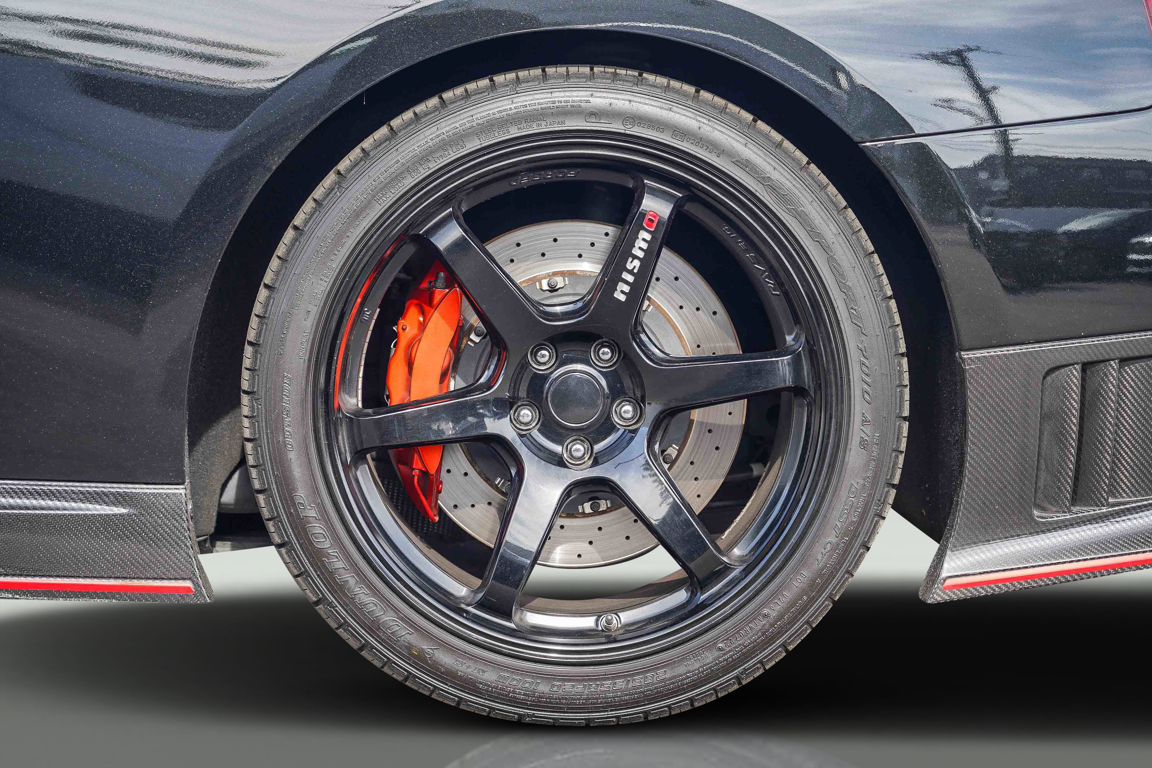 Used 2018 Nissan GT-R NISMO image 85