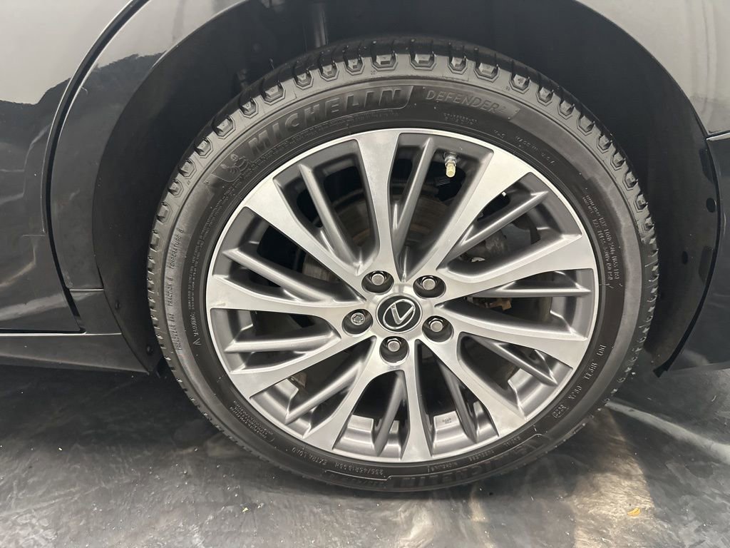 Used 2019 Lexus ES 350 w/ Premium Package image 30