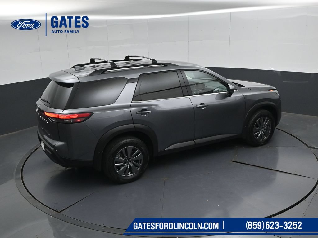 Used 2025 Nissan Pathfinder SV AWD/4WD image 47