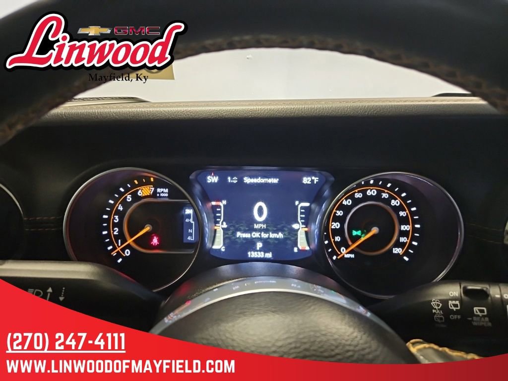 Used 2023 Jeep Wrangler Unlimited Sahara AWD/4WD image 18