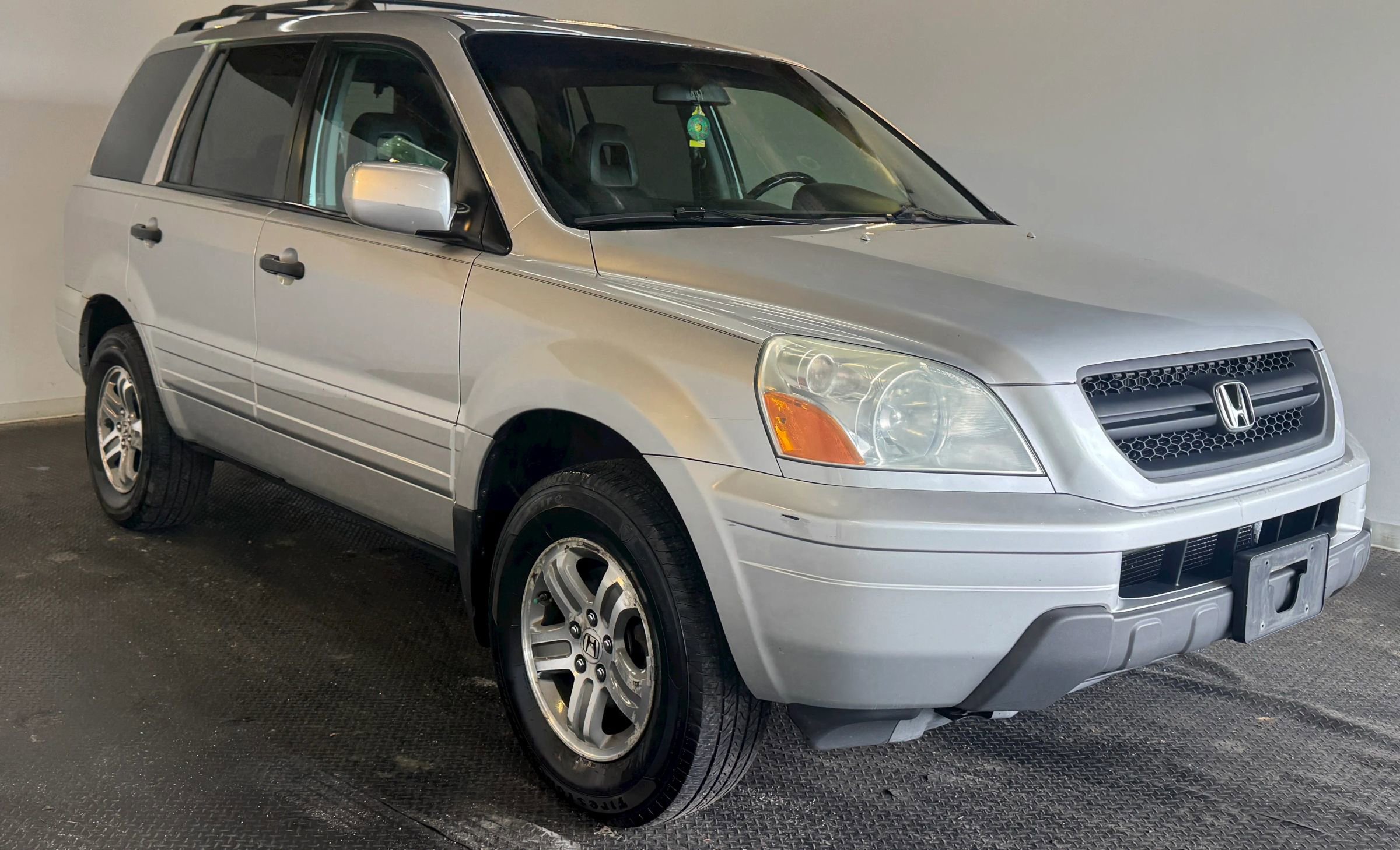 Used 2005 Honda Pilot EX-L image 2