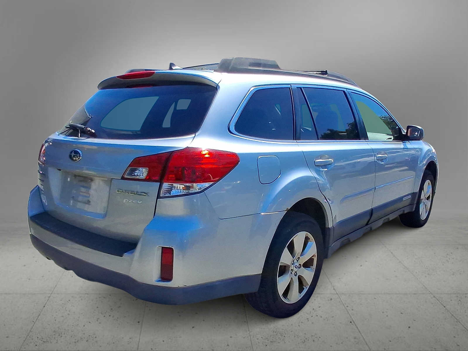 Used 2012 Subaru Outback 2.5i Limited AWD/4WD image 8
