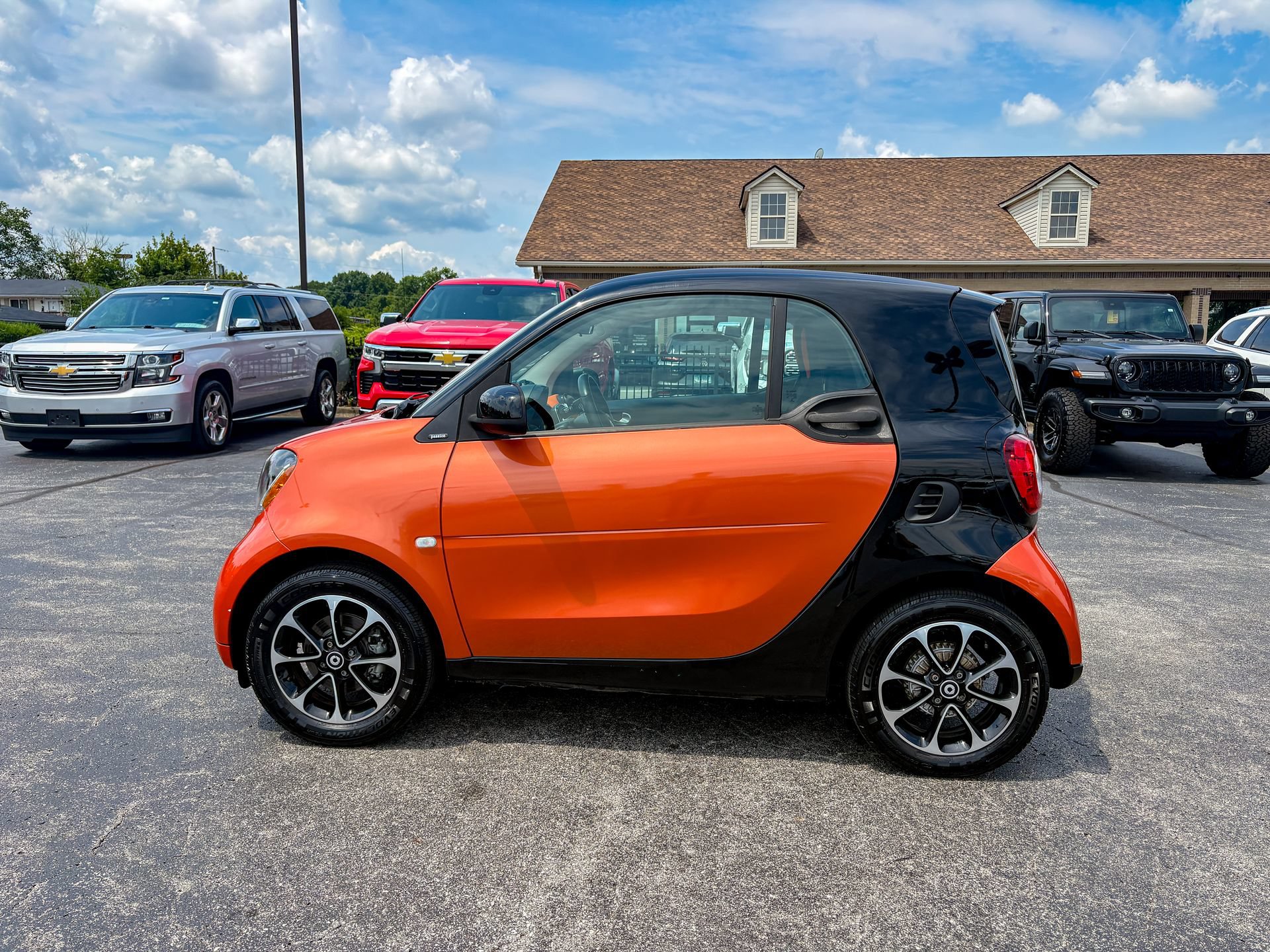 Used 2016 smart fortwo Coupe RWD image 4