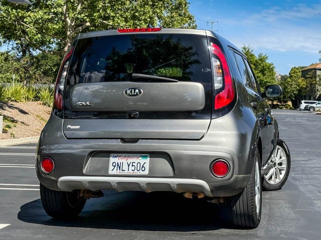 Used 2019 Kia Soul + FWD image 17