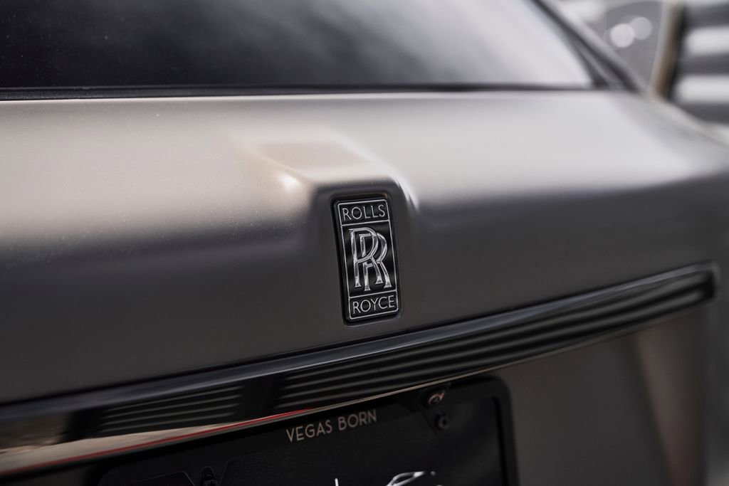 Used 2026 Rolls-Royce Cullinan Black Badge AWD/4WD image 12