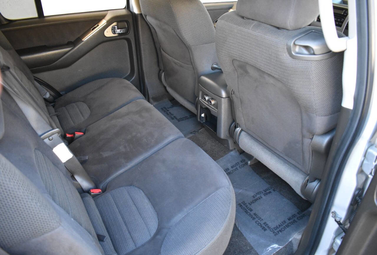 Used 2005 Nissan Pathfinder SE w/ (G01) SE Comfort Pkg image 38