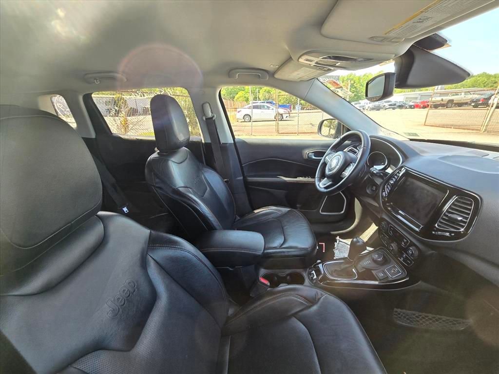 Used 2018 Jeep Compass Limited w/ Navigation Group AWD/4WD image 6
