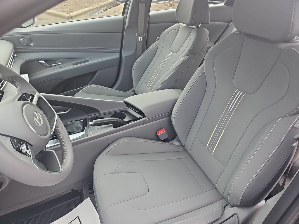 New 2026 Hyundai Elantra Sport FWD image 14