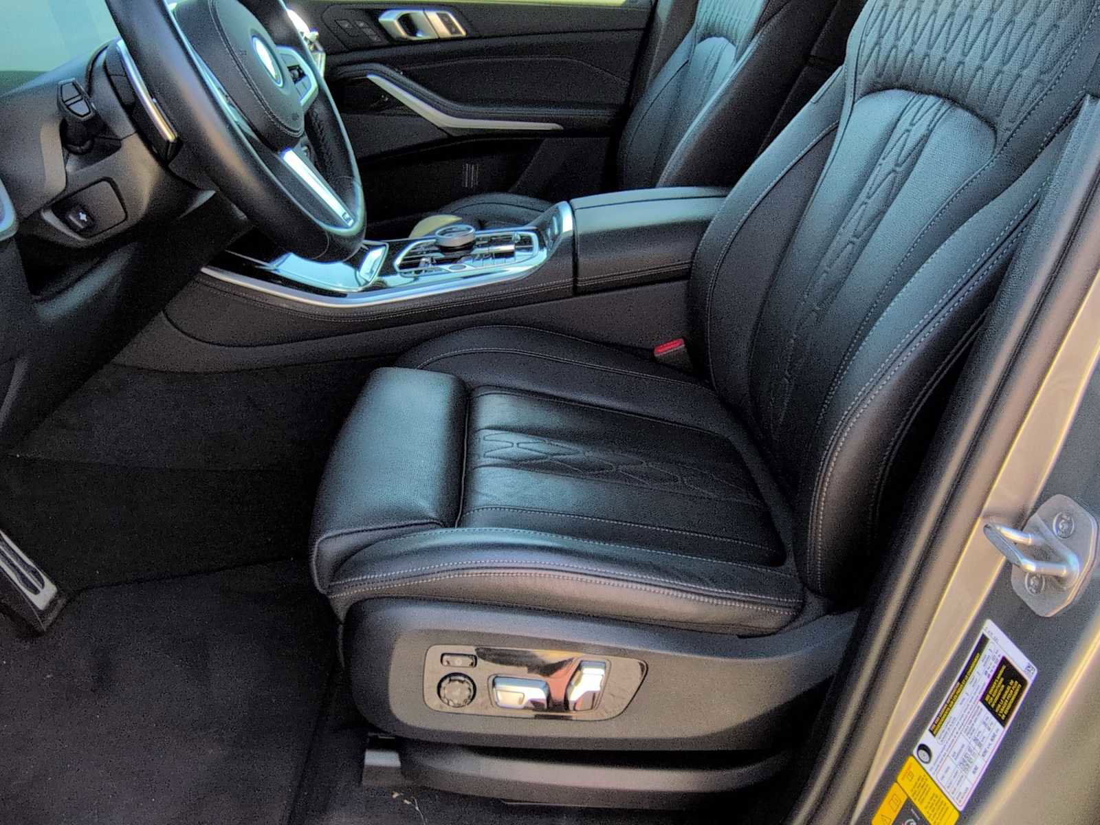 Certified 2024 BMW X5 xDrive50e w/ Executive Package AWD/4WD image 16