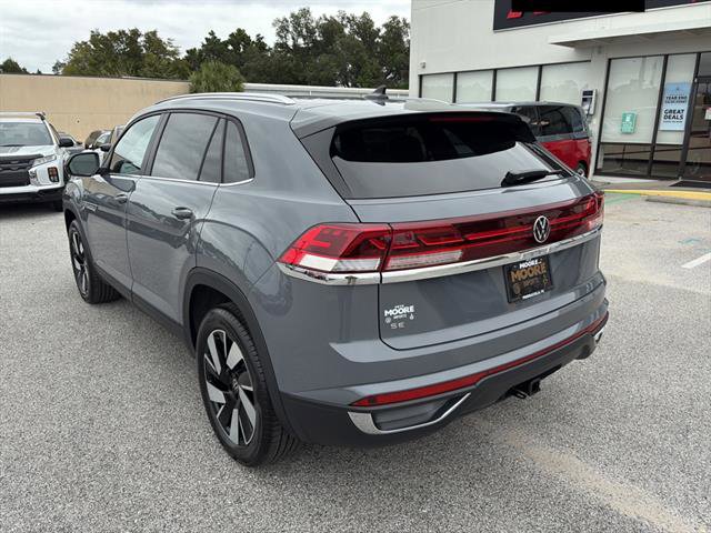 New 2026 Volkswagen Atlas Cross Sport SE image 4