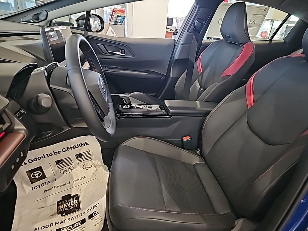 New 2024 Toyota Prius Prime Premium w/ Advanced Technology Package FWD image 9
