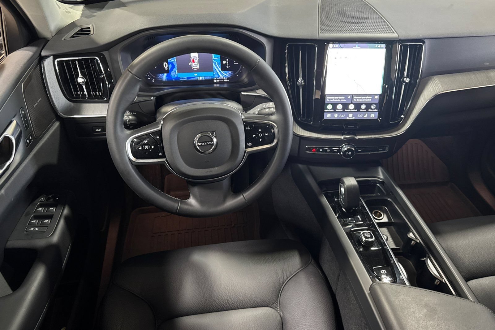 Used 2025 Volvo XC60 T8 Plus w/ Climate Package AWD/4WD image 17