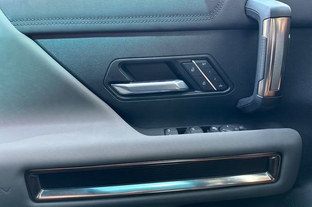 Used 2024 GMC Hummer EV 3X w/ Extreme Off-Road Package image 11