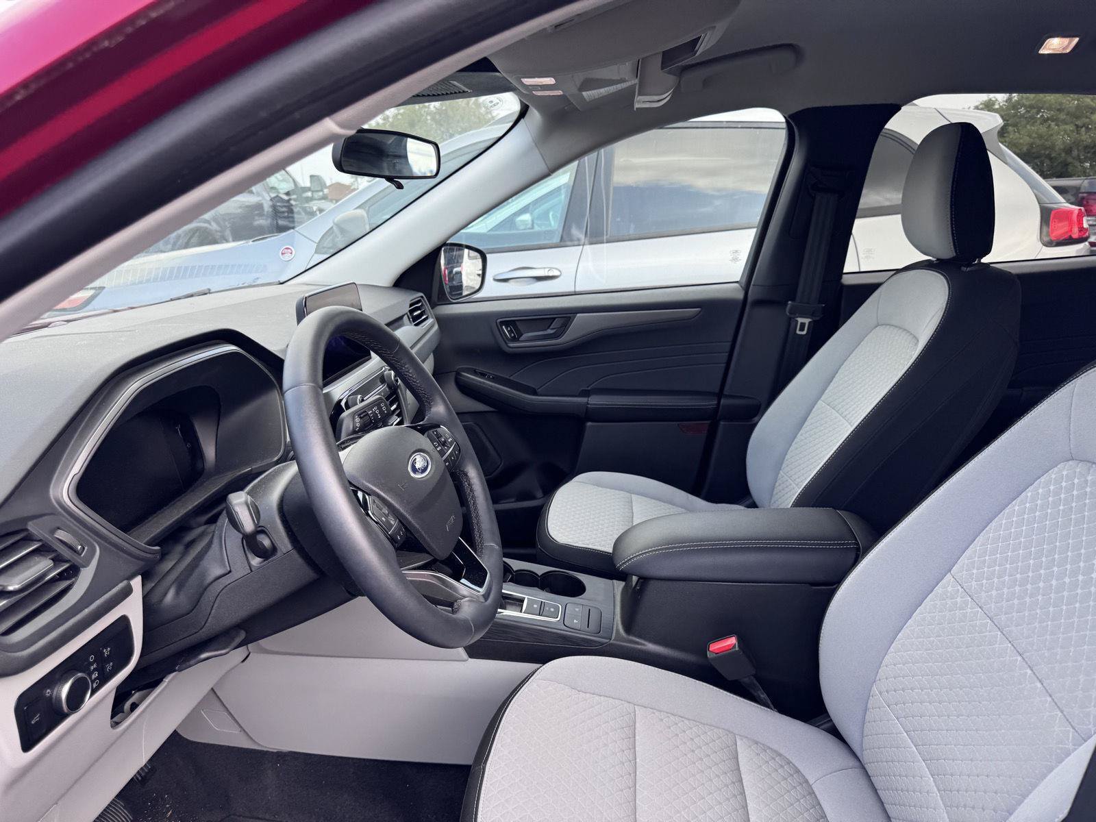 Used 2023 Ford Escape Active AWD/4WD image 10