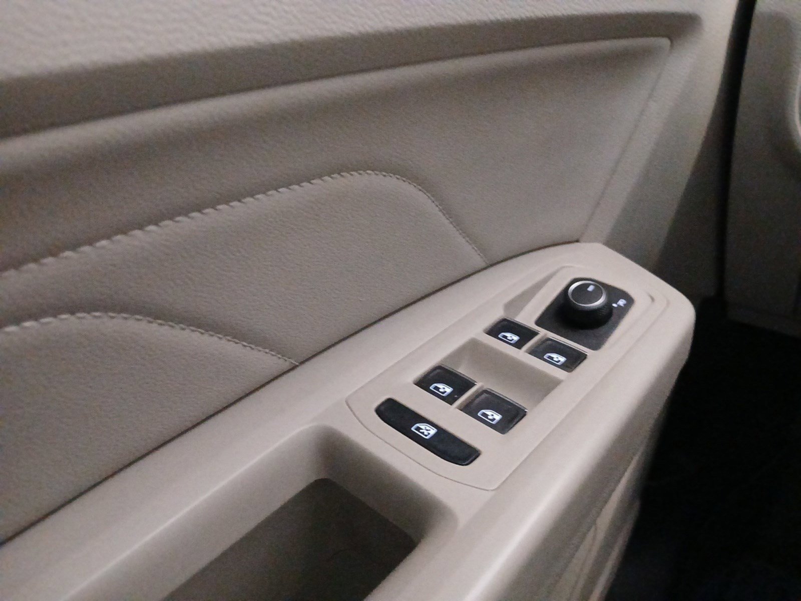 Used 2022 Volkswagen Atlas SE image 20