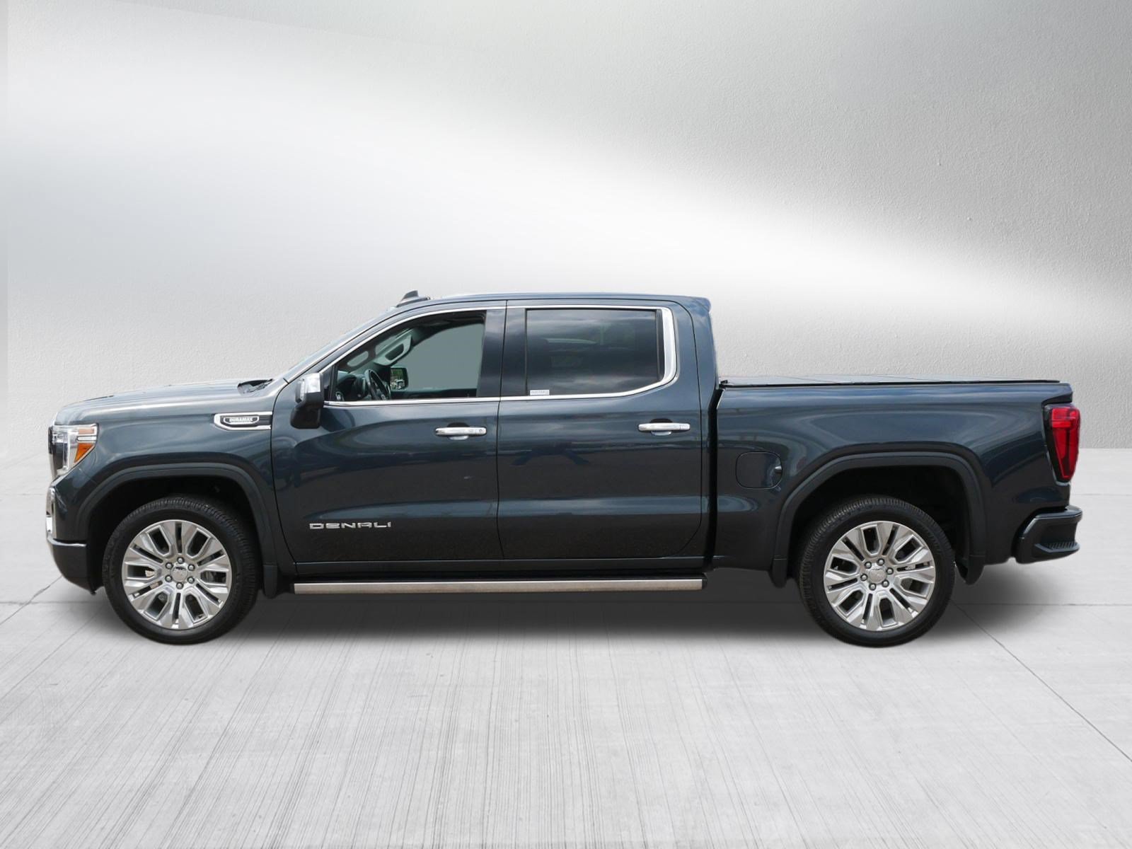 Used 2021 GMC Sierra 1500 Denali w/ Denali Ultimate Package AWD/4WD image 4