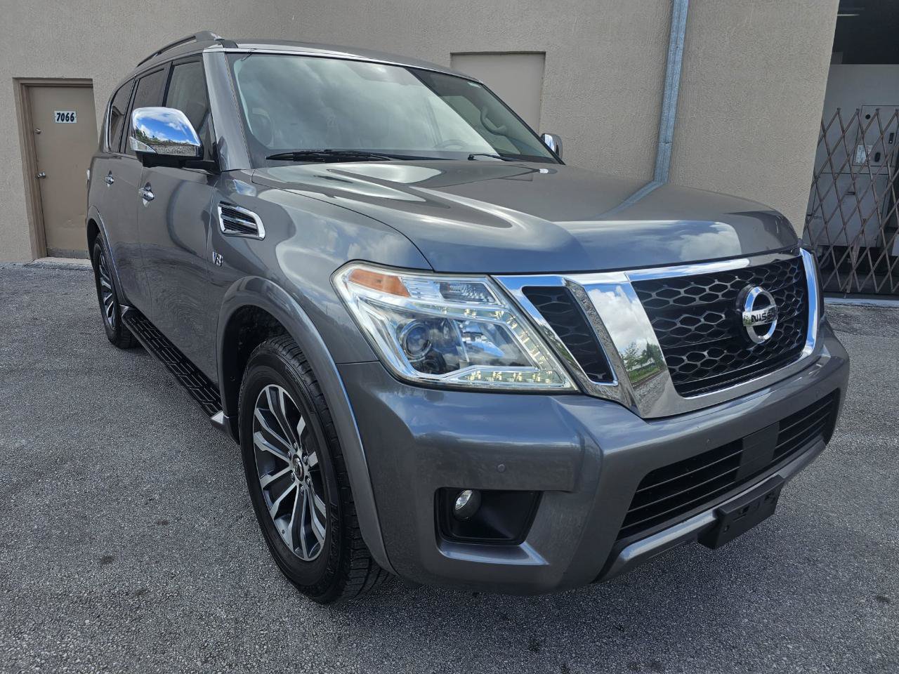 Used 2019 Nissan Armada SL w/ Premium Package RWD image 5