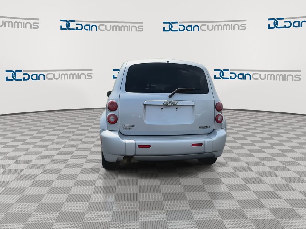 Used 2011 Chevrolet HHR LT FWD image 7