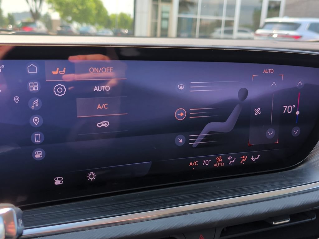 Used 2024 Buick Envision Preferred AWD/4WD image 27
