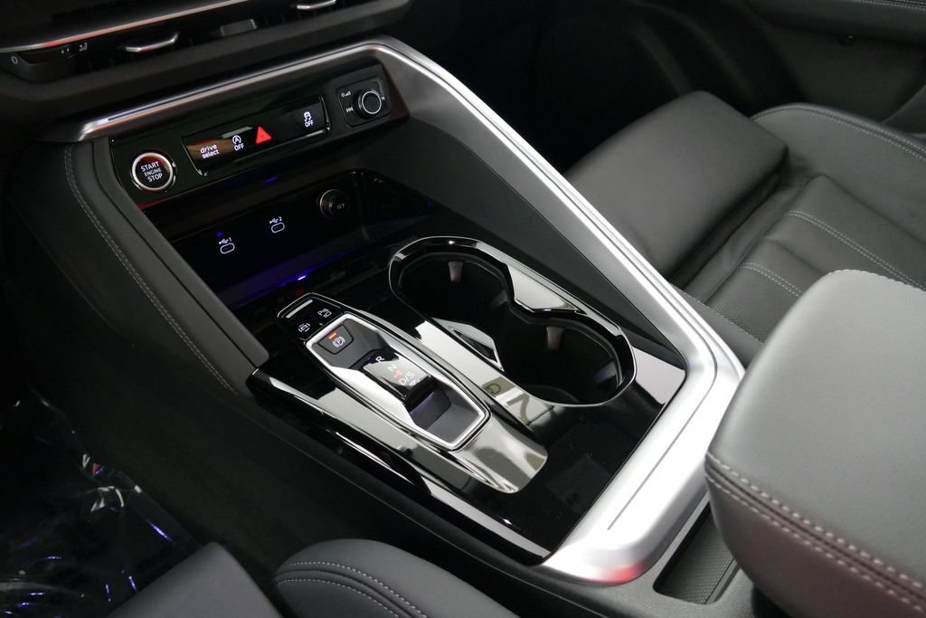 Certified 2025 Audi Q5 Premium Plus w/ Premium Plus AWD/4WD image 21