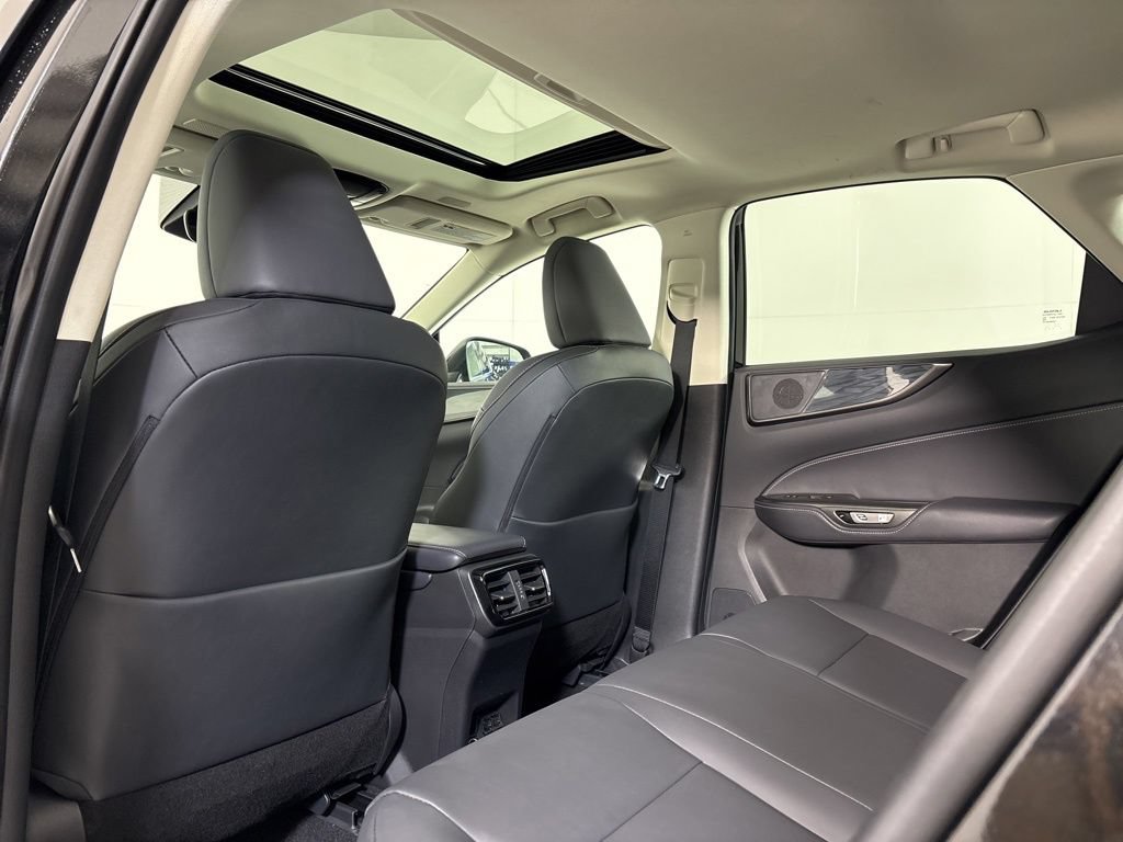 Used 2024 Lexus NX 250 FWD image 19