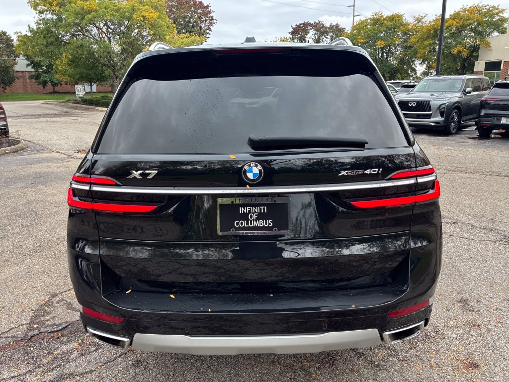 Used 2023 BMW X7 xDrive40i AWD/4WD image 4