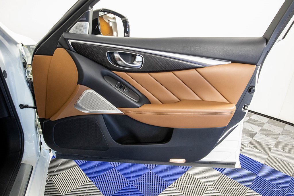 Used 2024 INFINITI Q50 Sensory image 11