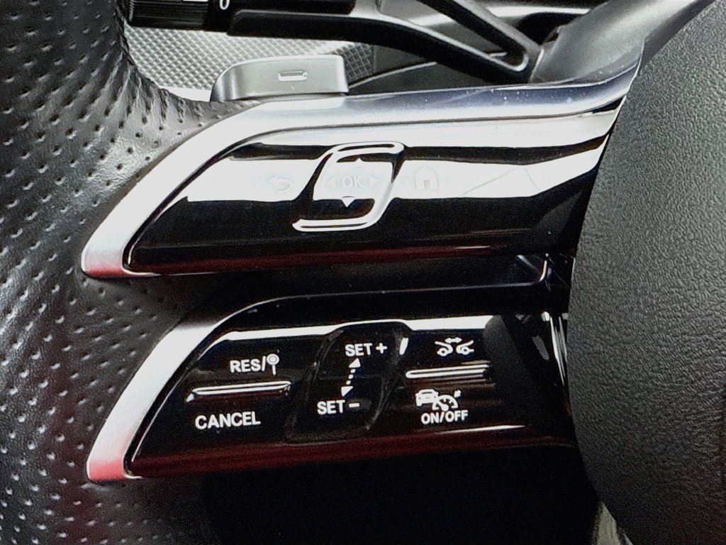 Certified 2024 Mercedes-Benz C 300 4MATIC Sedan image 11