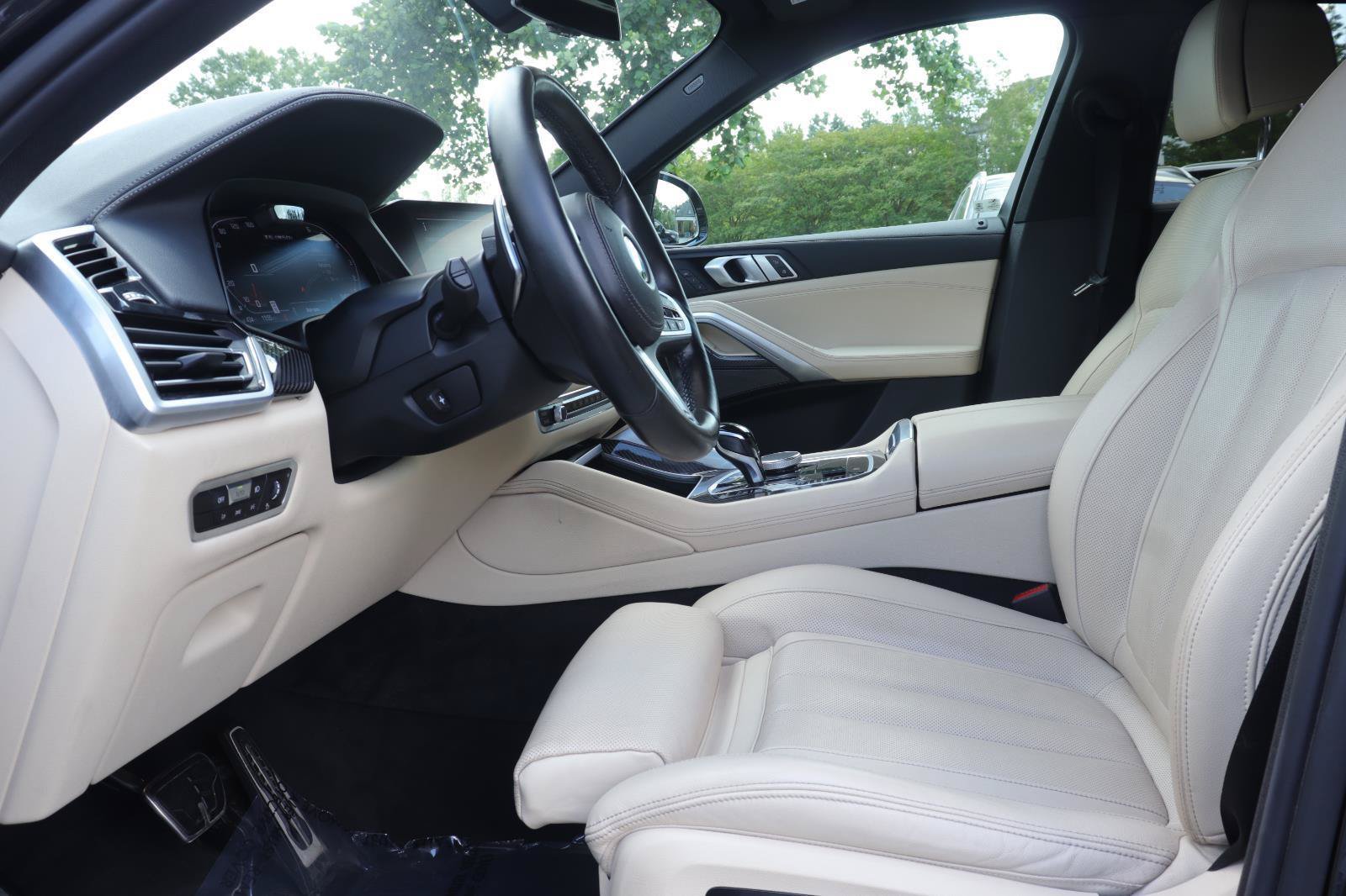 Used 2022 BMW X6 M50i AWD/4WD image 10