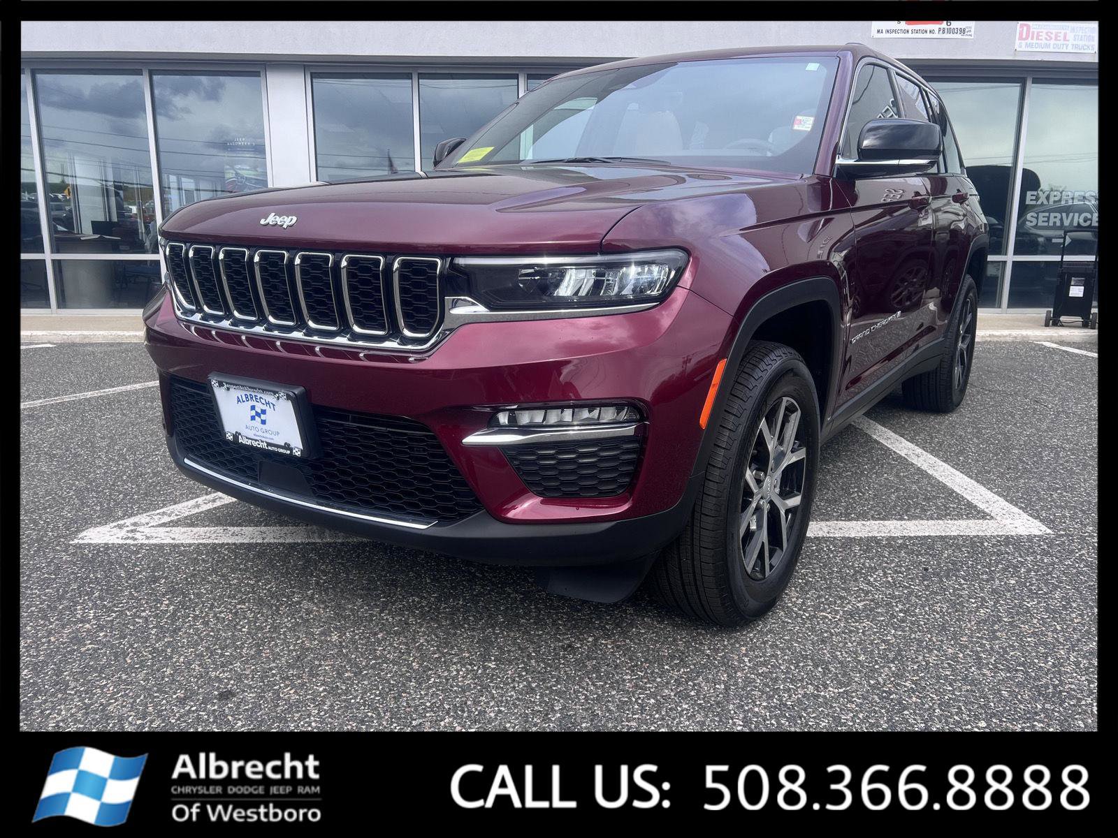 Used 2025 Jeep Grand Cherokee Limited AWD/4WD image 1