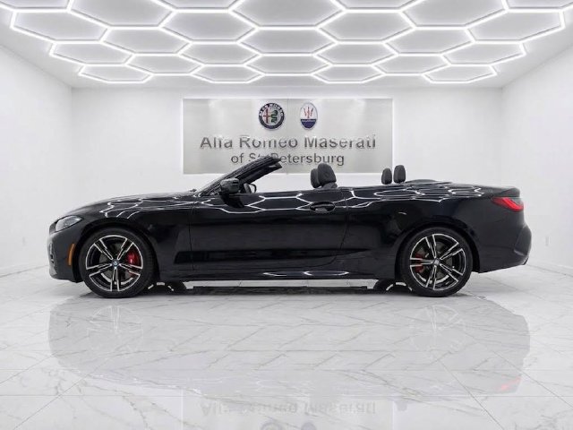 Used 2023 BMW M440i Convertible w/ Premium Package RWD image 4