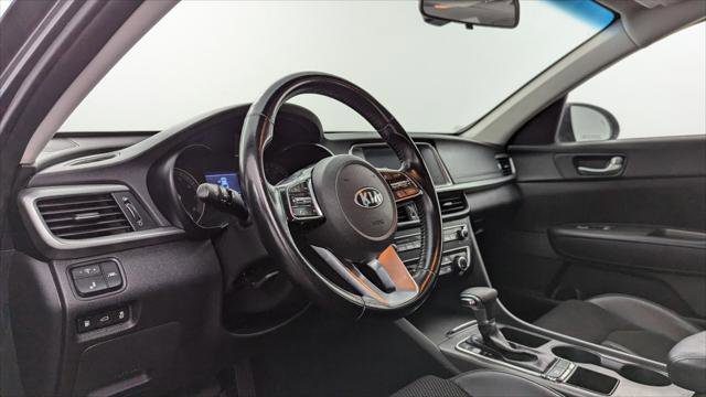 Used 2020 Kia Optima S image 22