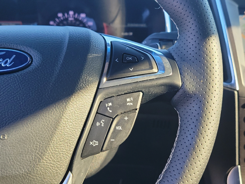 Used 2019 Ford Edge ST w/ Equipment Group 401A AWD/4WD image 25