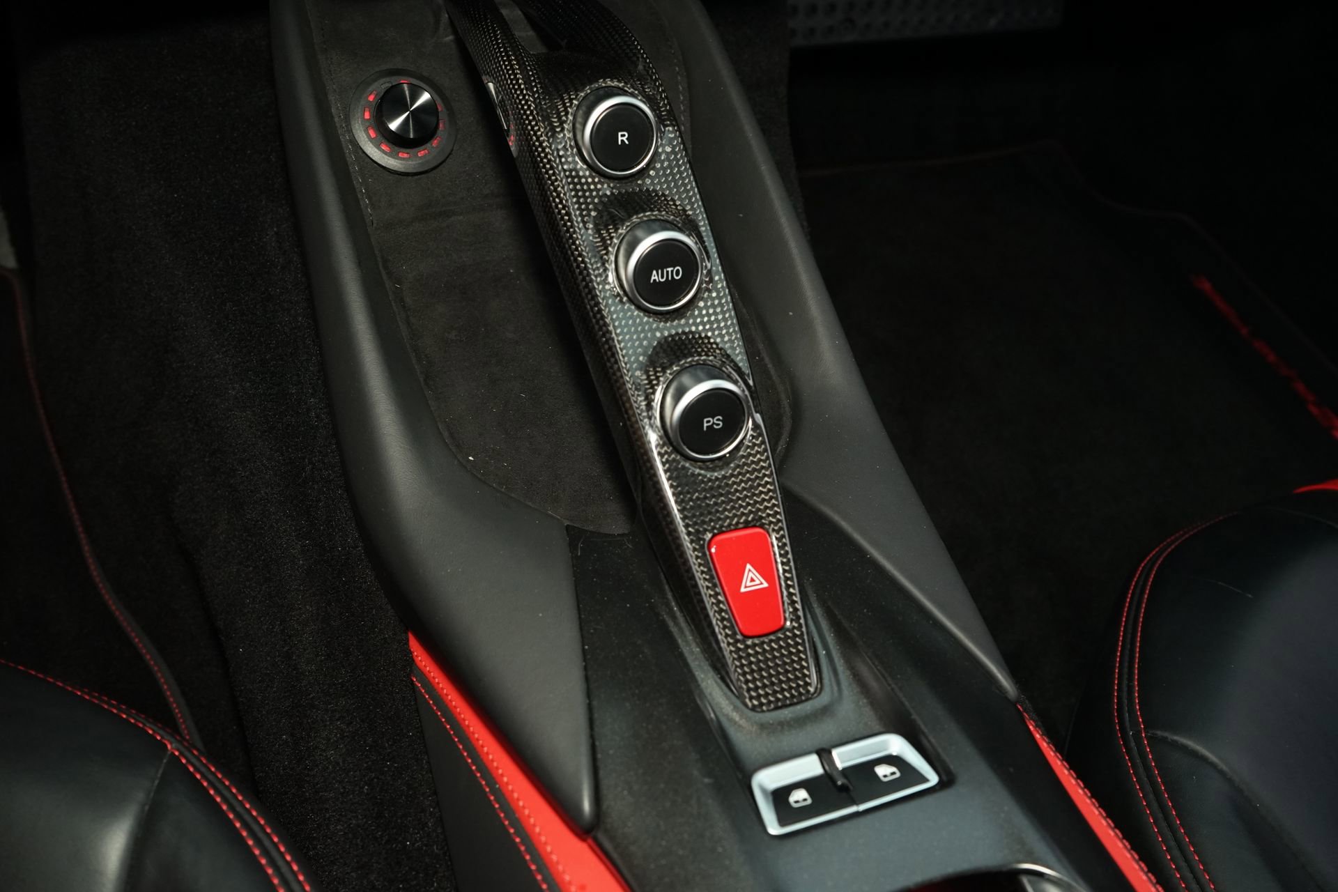 Used 2019 Ferrari 812 Superfast image 26