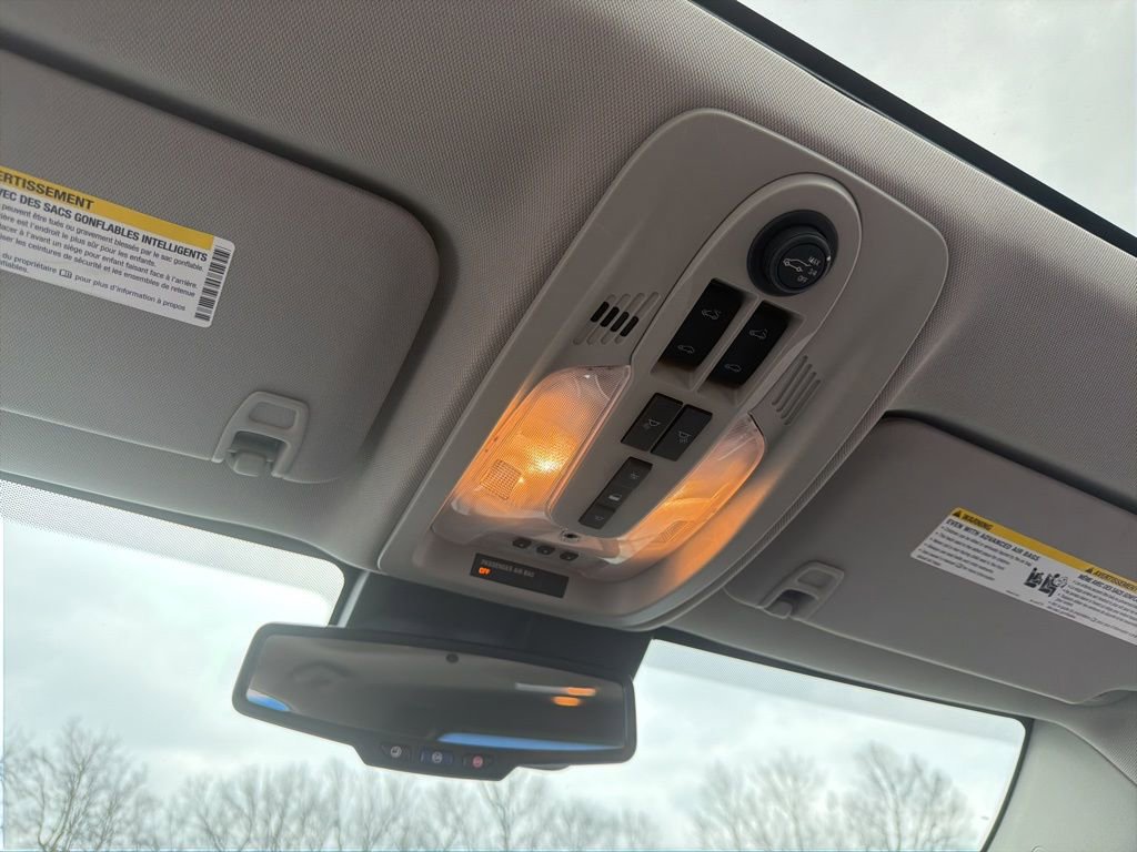 Used 2016 Chevrolet Equinox LTZ w/ Enhanced Convenience Package AWD/4WD image 14