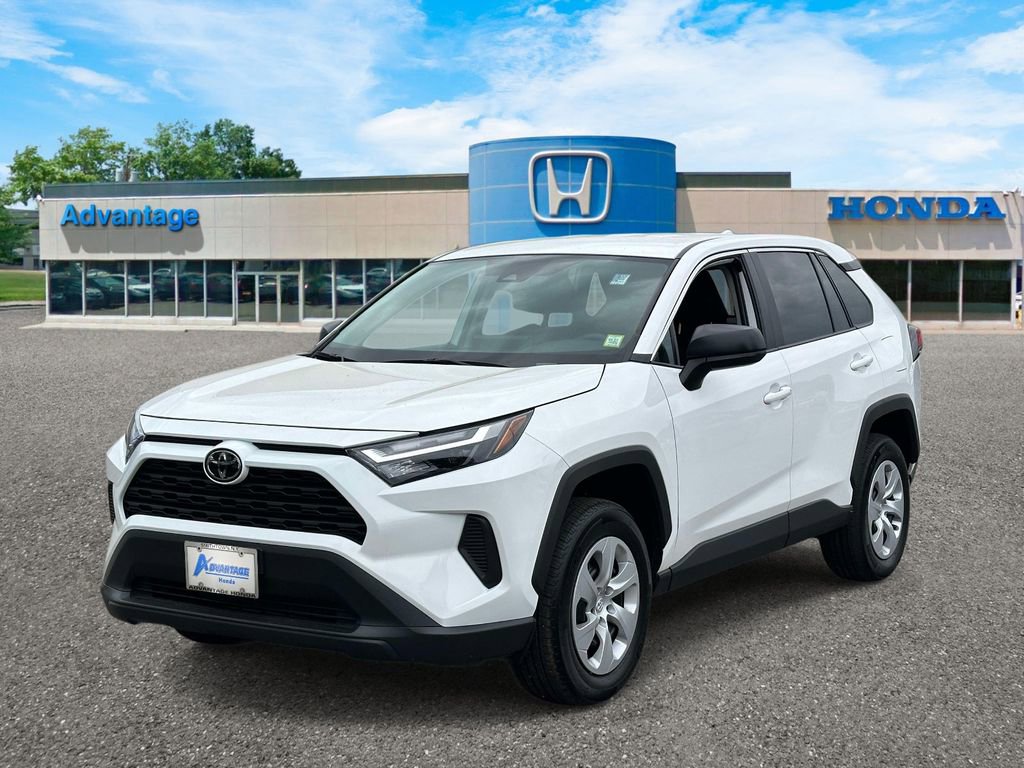 Used 2025 Toyota RAV4 LE FWD image 2