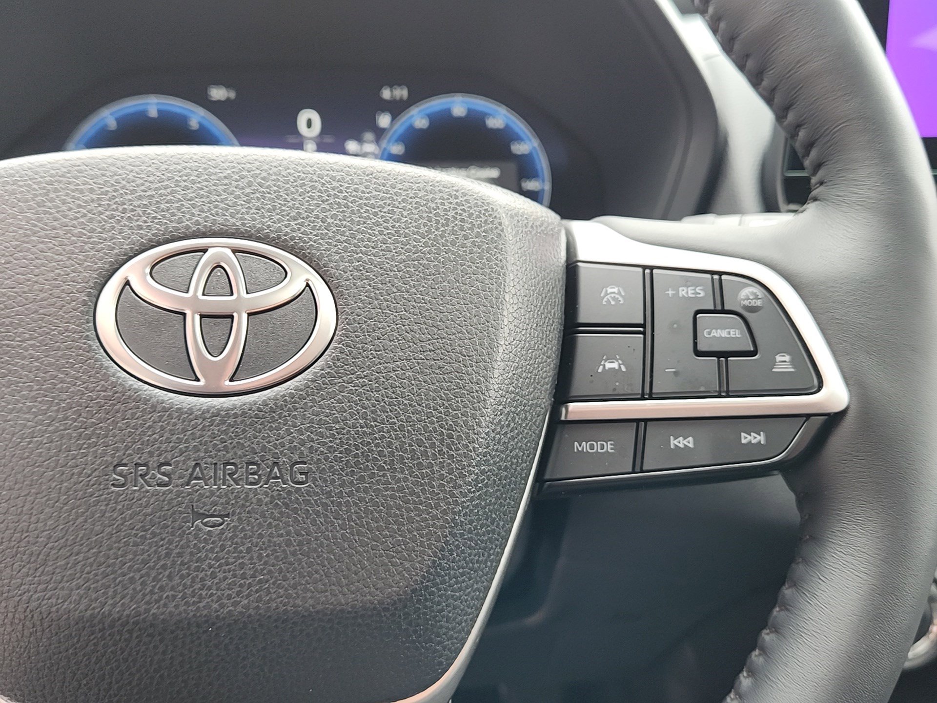 Certified 2025 Toyota Grand Highlander AWD image 18