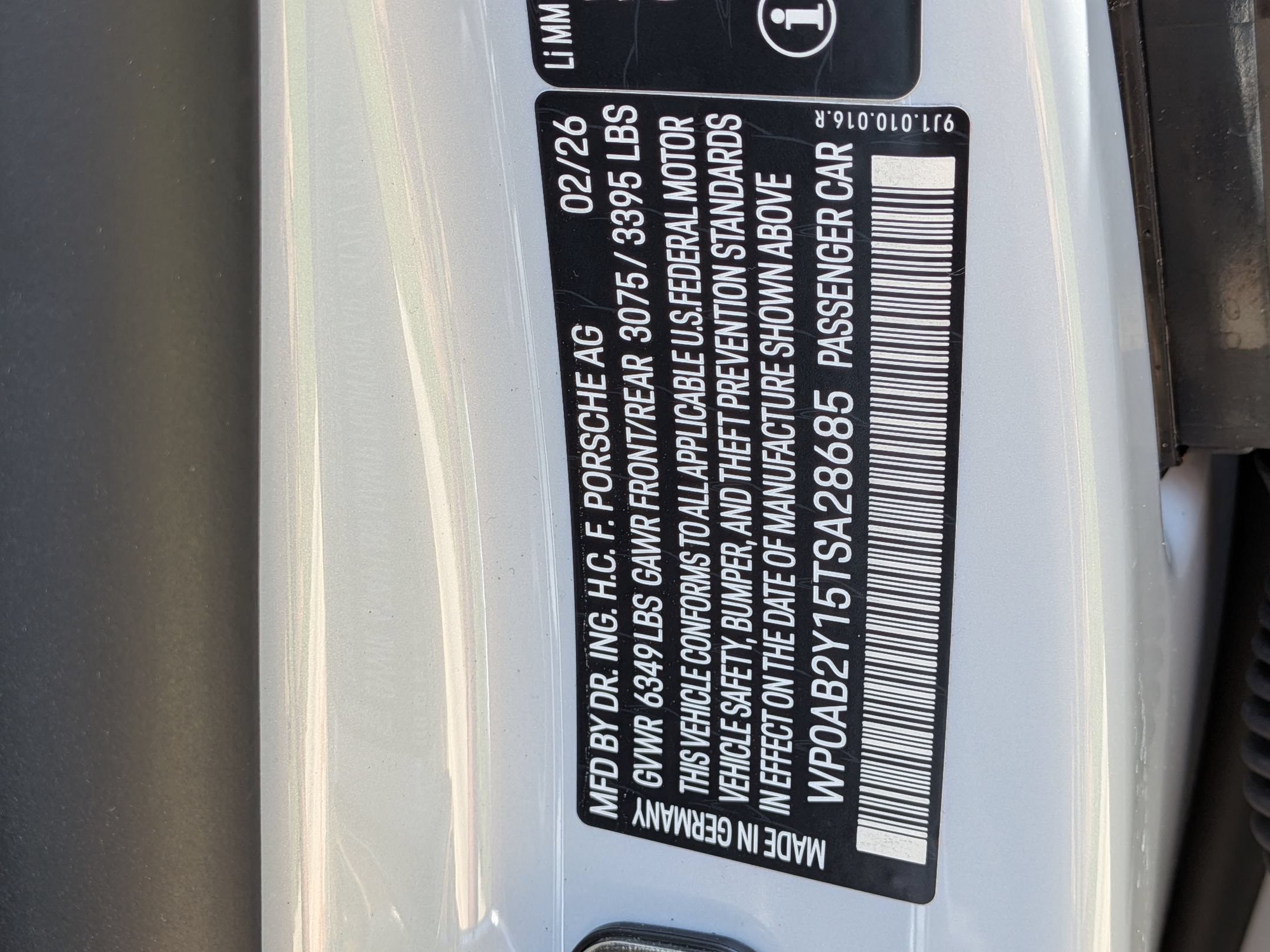New 2026 Porsche Taycan 4S AWD/4WD image 39